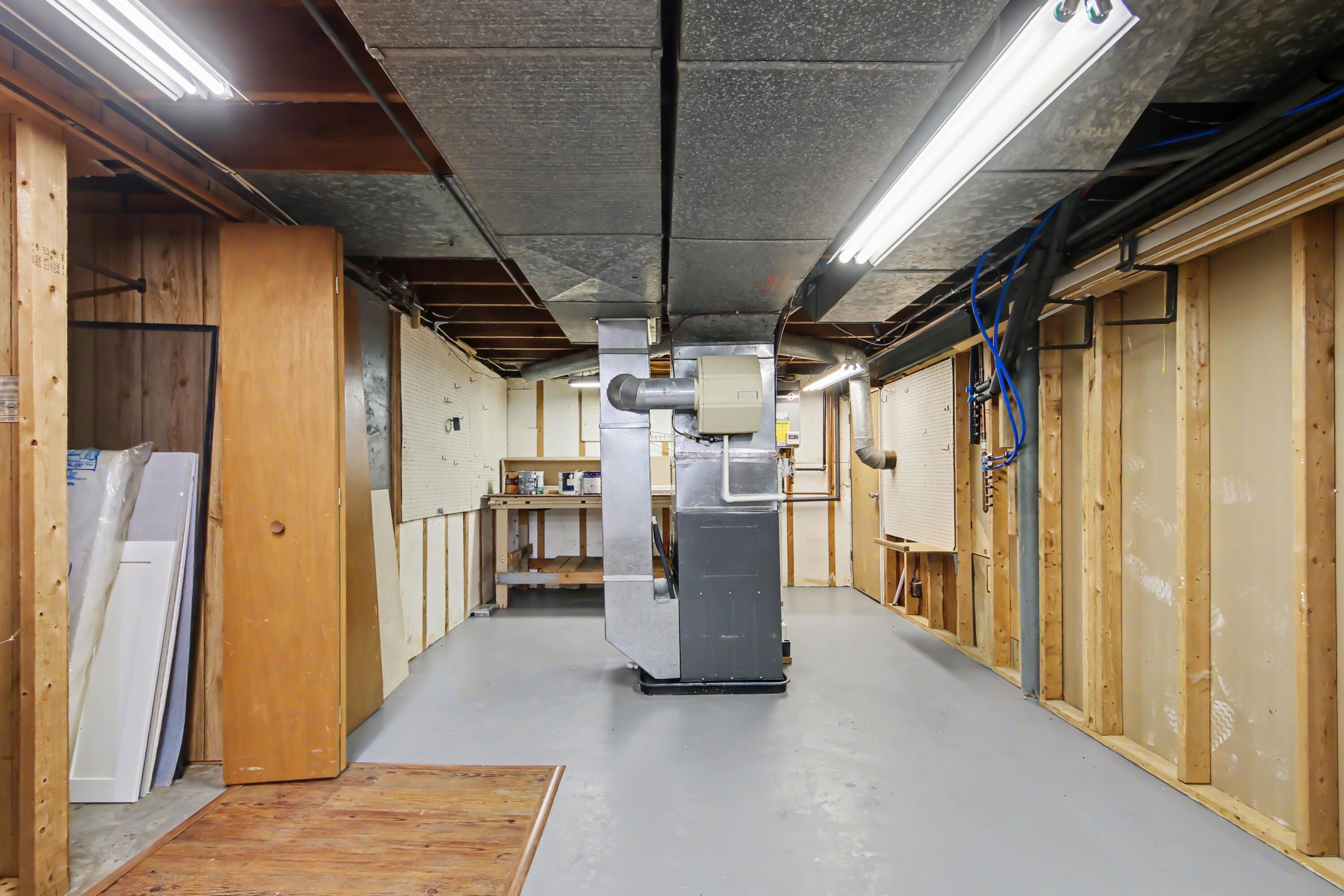 1765 Warwick Road SE East Grand Rapids MI 49506