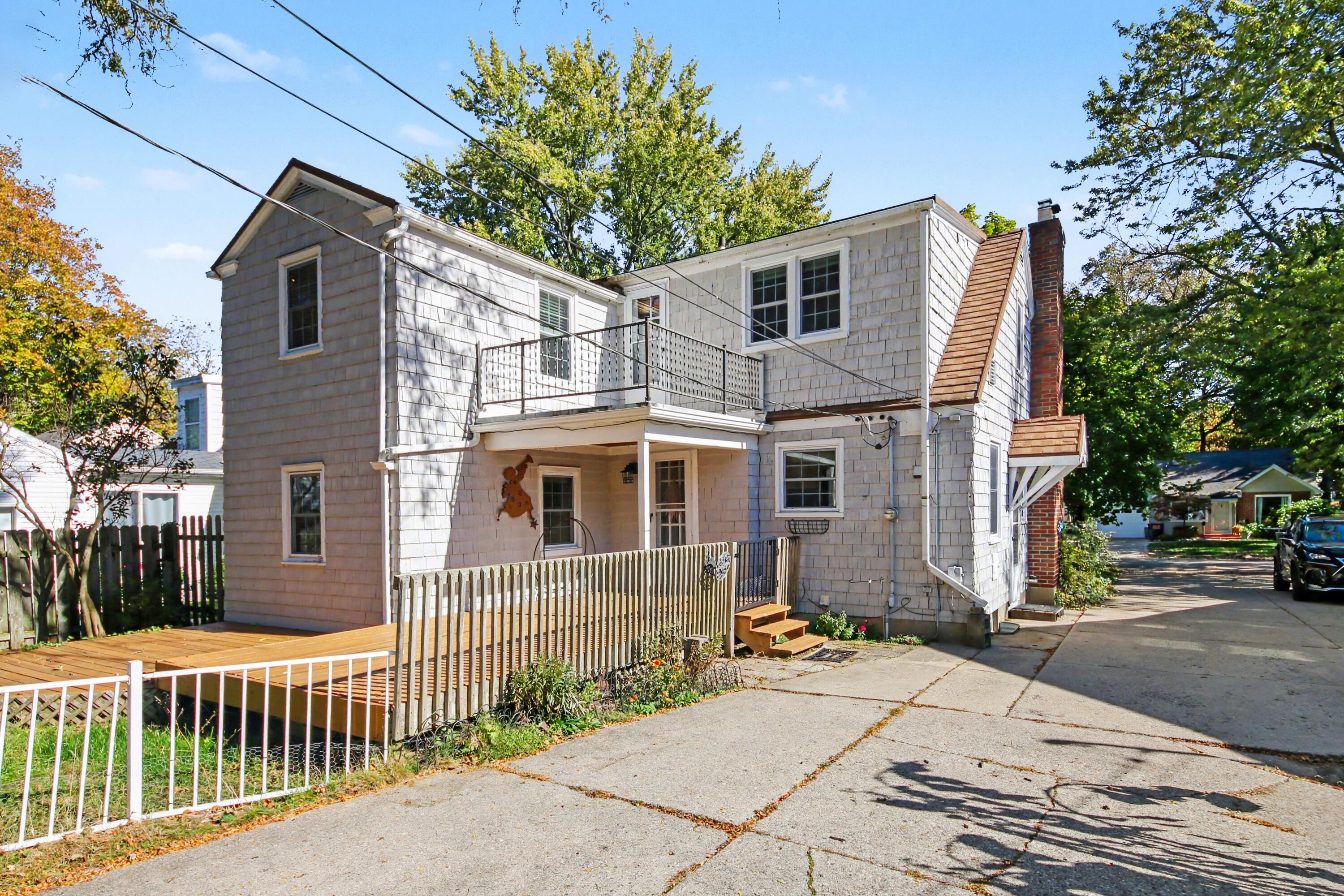 1765 Warwick Road SE East Grand Rapids MI 49506