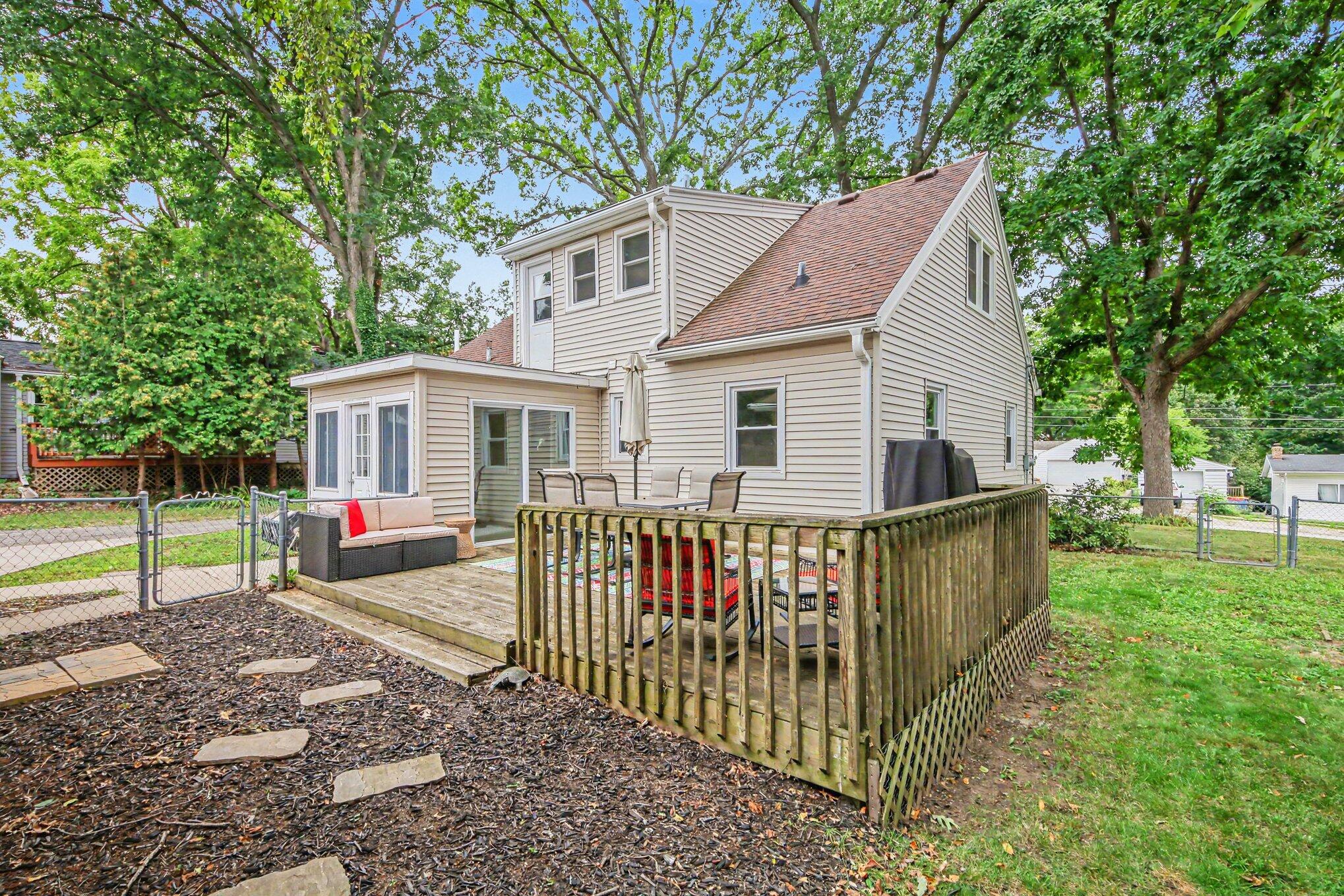 1438 Covell Avenue NW Grand Rapids MI 49504