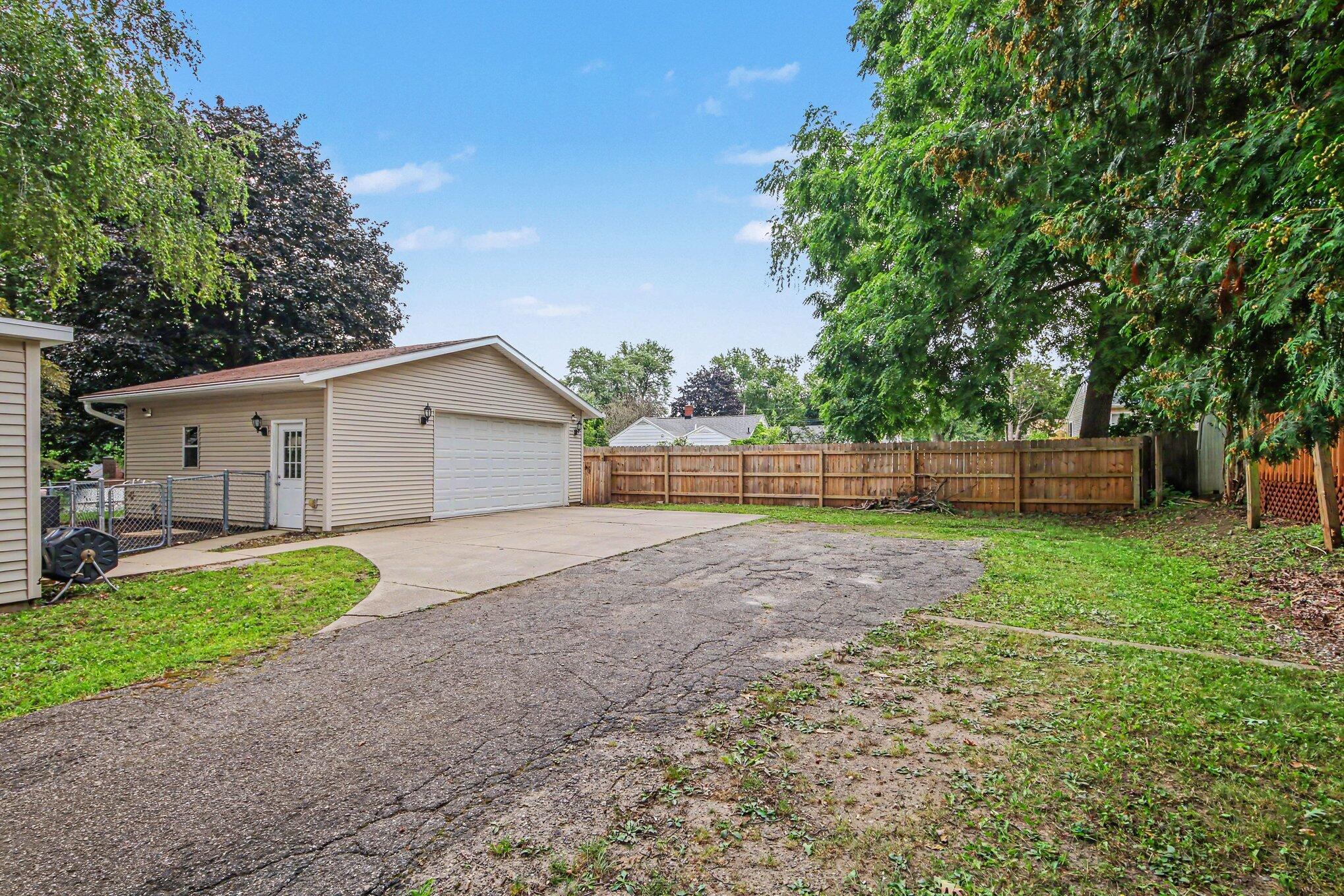 1438 Covell Avenue NW Grand Rapids MI 49504