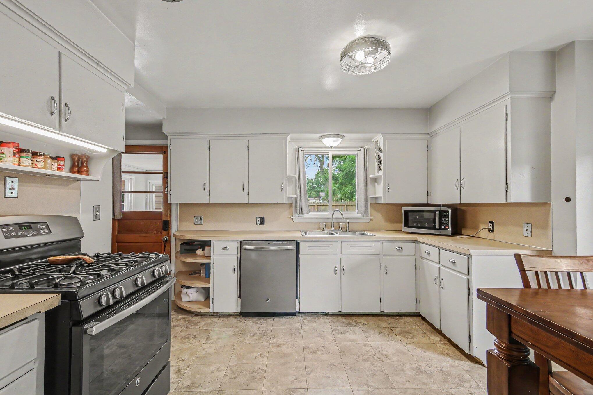1438 Covell Avenue NW Grand Rapids MI 49504