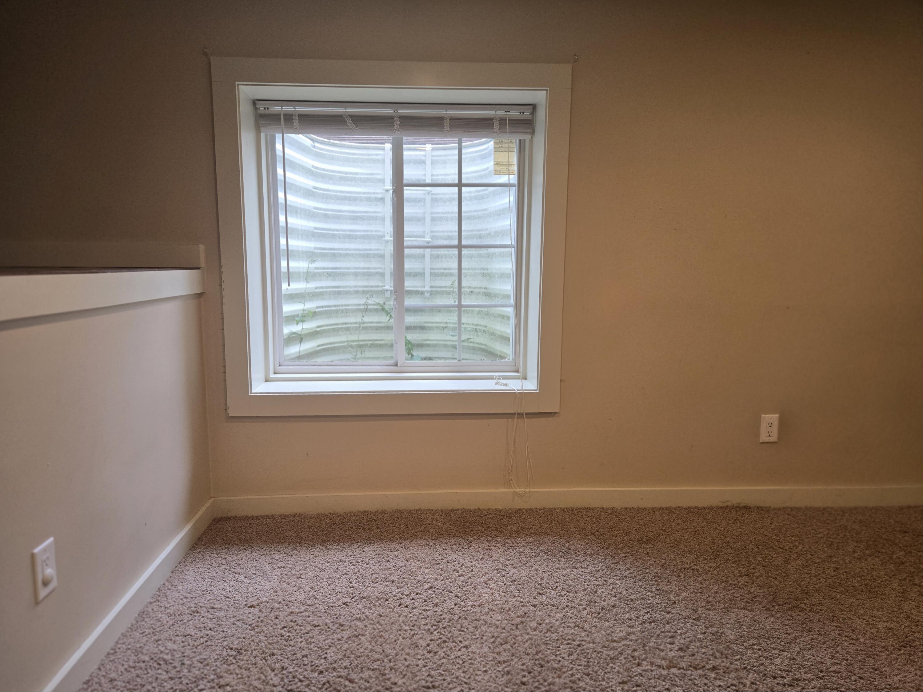 1247 Mc Alister Avenue Benton Harbor MI 49022