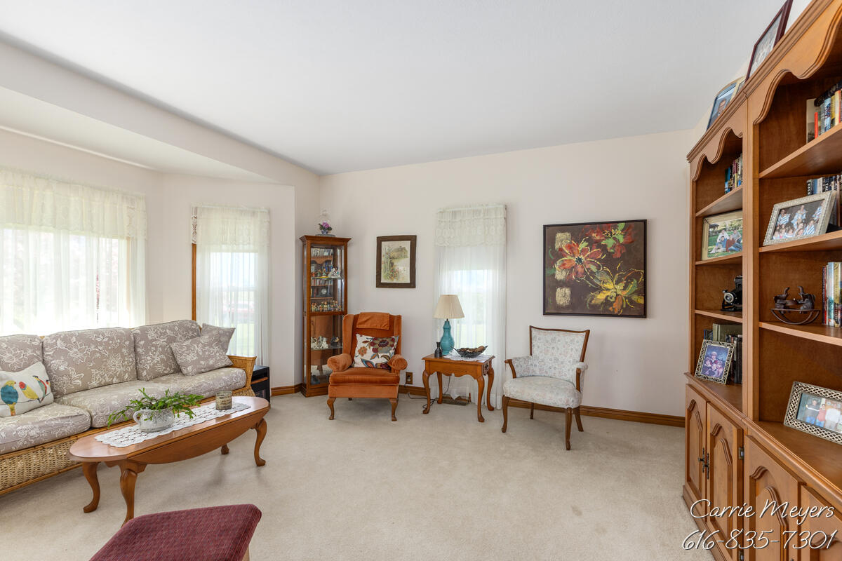 3741 8 Mile Road NW Grand Rapids MI 49544