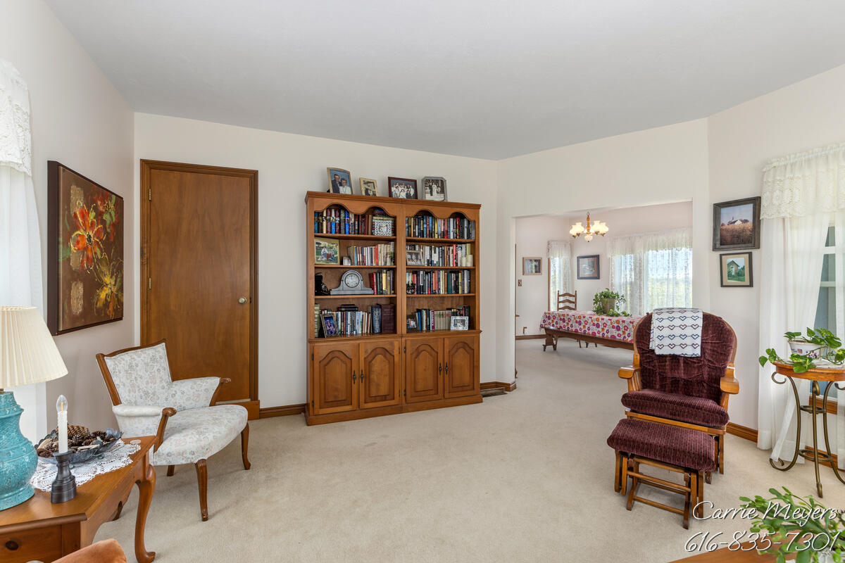 3741 8 Mile Road NW Grand Rapids MI 49544