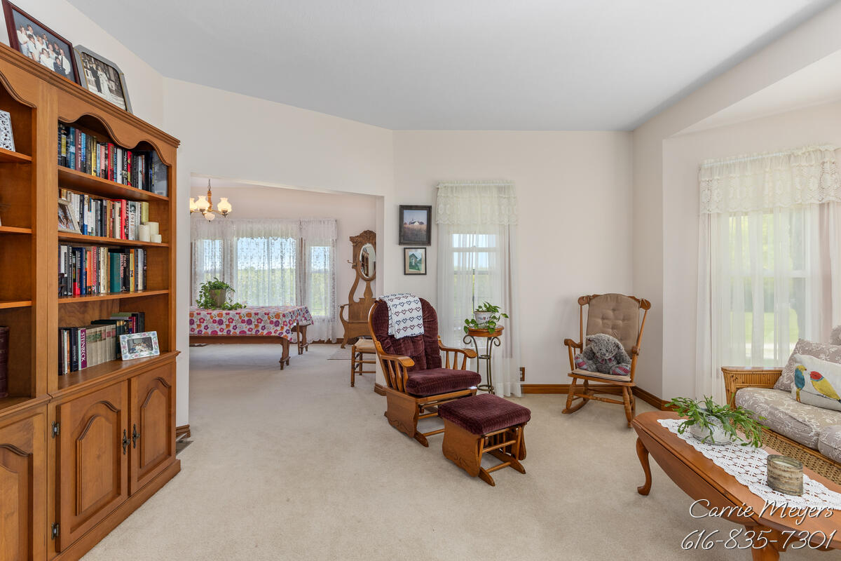 3741 8 Mile Road NW Grand Rapids MI 49544