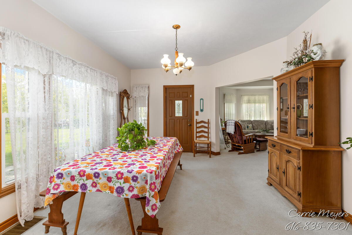 3741 8 Mile Road NW Grand Rapids MI 49544