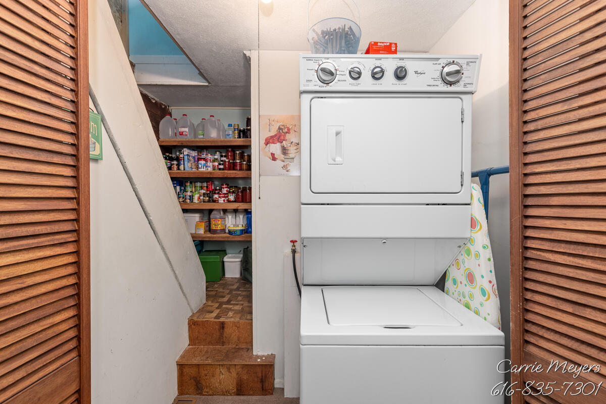 3741 8 Mile Road NW Grand Rapids MI 49544