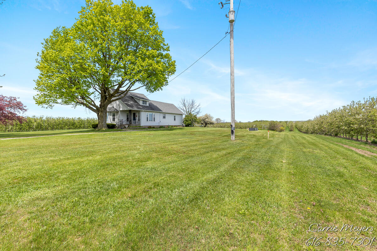 3741 8 Mile Road NW Grand Rapids MI 49544
