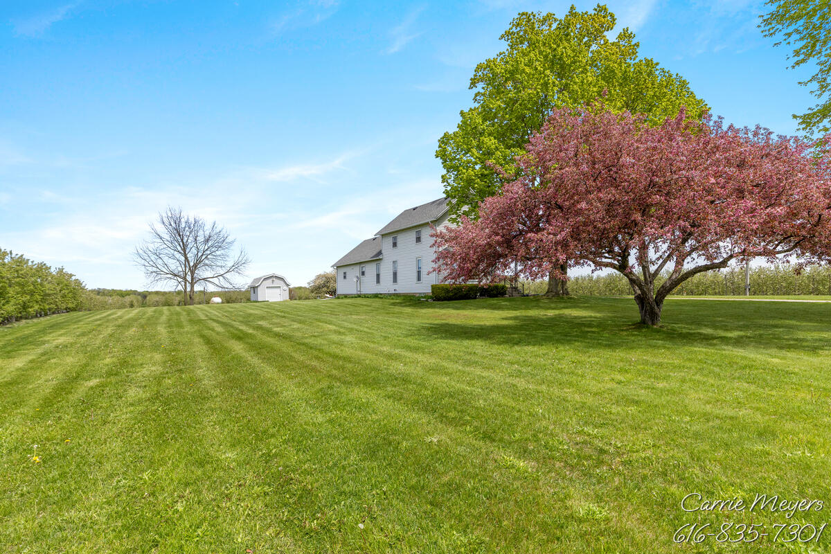 3741 8 Mile Road NW Grand Rapids MI 49544