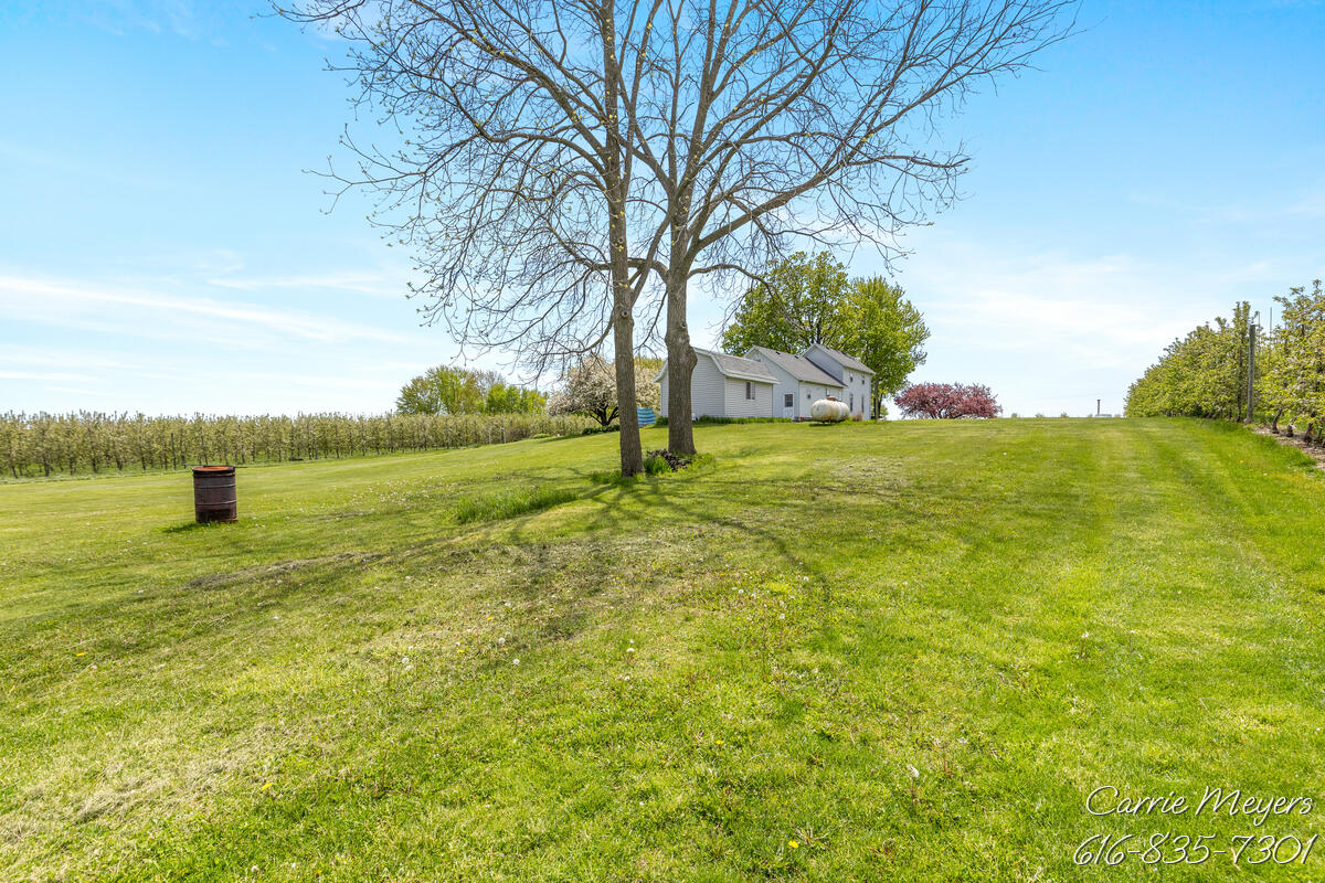 3741 8 Mile Road NW Grand Rapids MI 49544