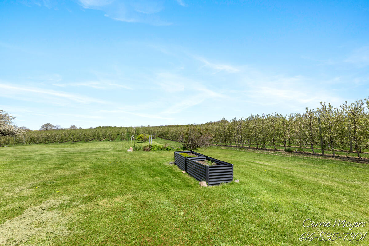 3741 8 Mile Road NW Grand Rapids MI 49544