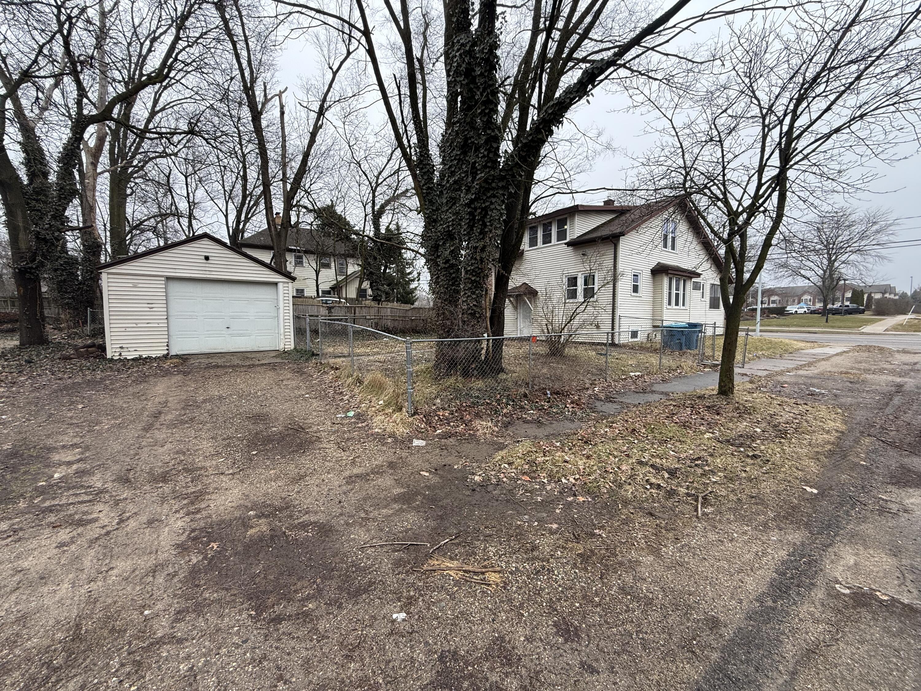 2303 Portage Street Kalamazoo MI 49001