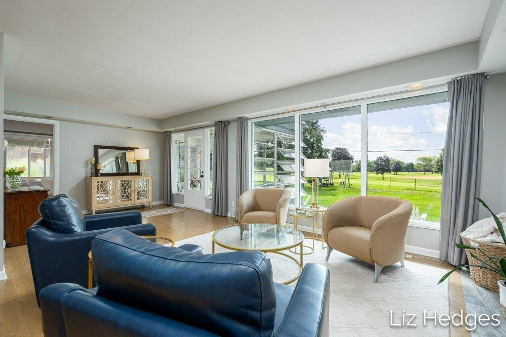 1949 Meadowfield Drive NE Grand Rapids MI 49505