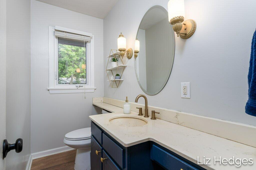 1949 Meadowfield Drive NE Grand Rapids MI 49505