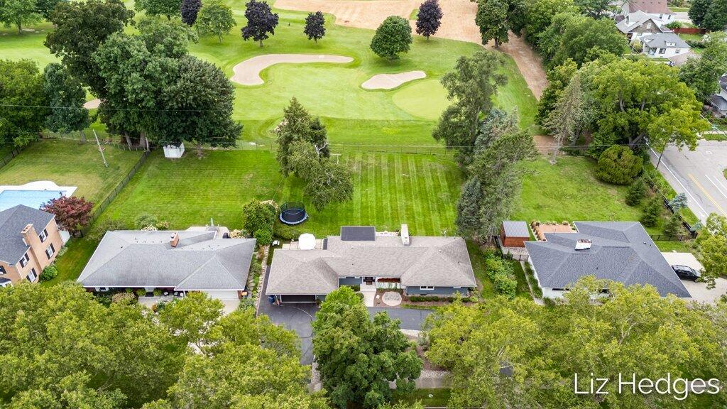 1949 Meadowfield Drive NE Grand Rapids MI 49505