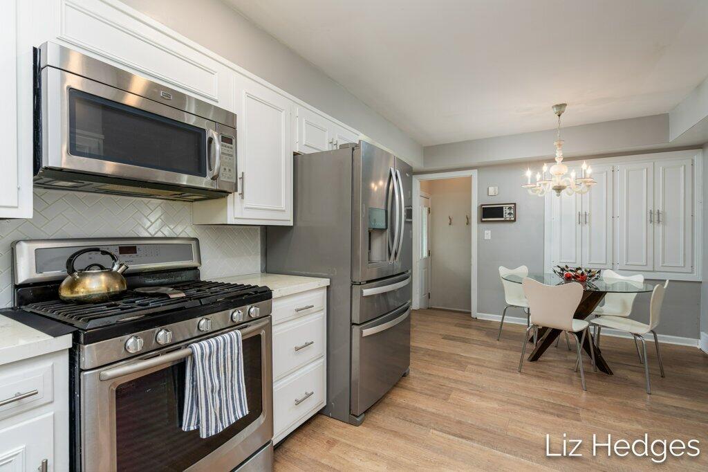 1949 Meadowfield Drive NE Grand Rapids MI 49505