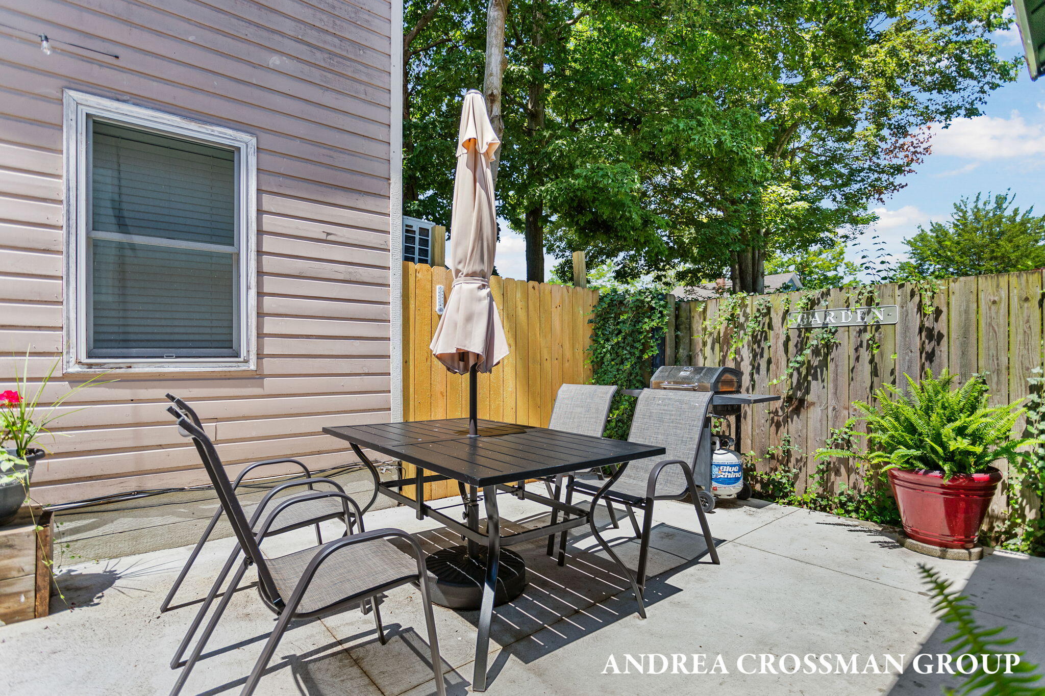 118 Hoffman Street Saugatuck MI 49453
