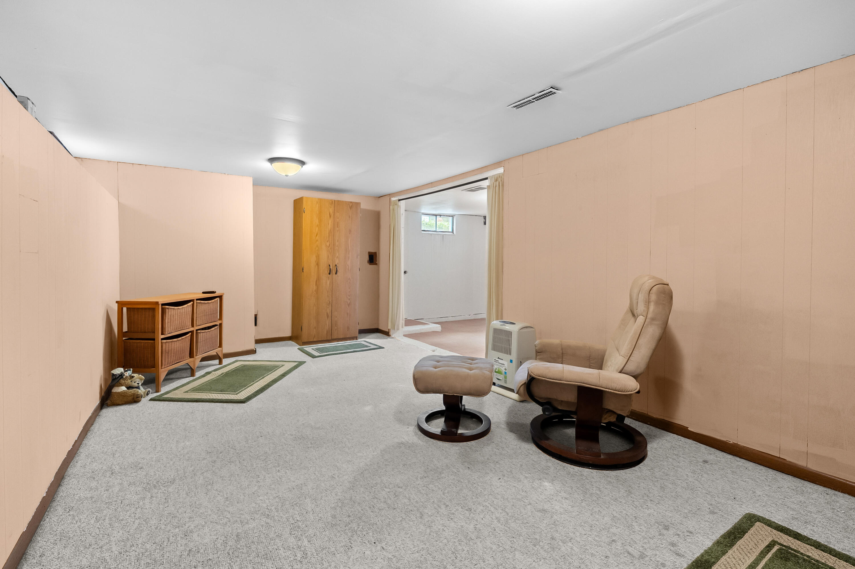 716 Liberty Street Kalamazoo MI 49008