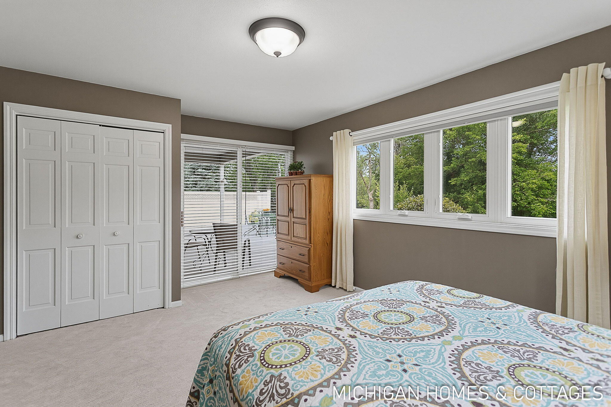 593 Alice Avenue Zeeland MI 49464