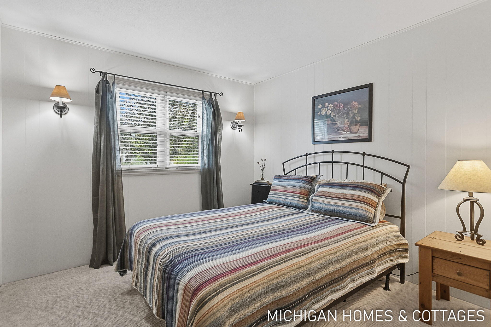 593 Alice Avenue Zeeland MI 49464