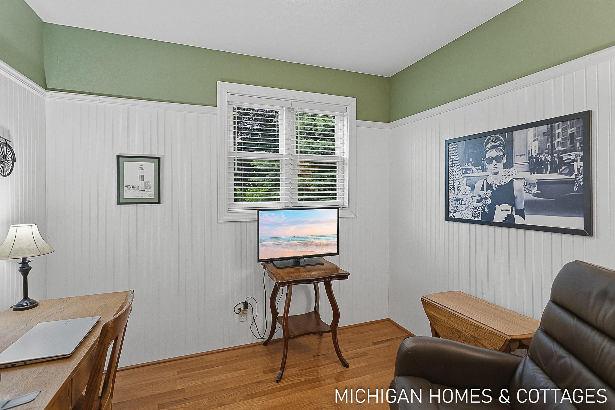 593 Alice Avenue Zeeland MI 49464
