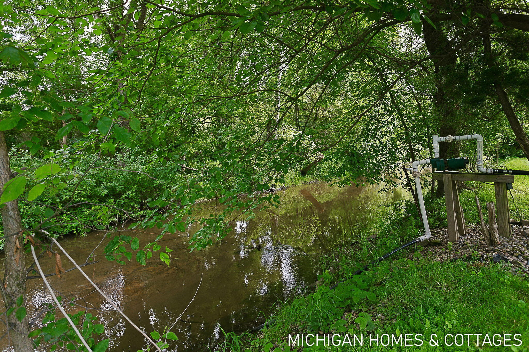 593 Alice Avenue Zeeland MI 49464