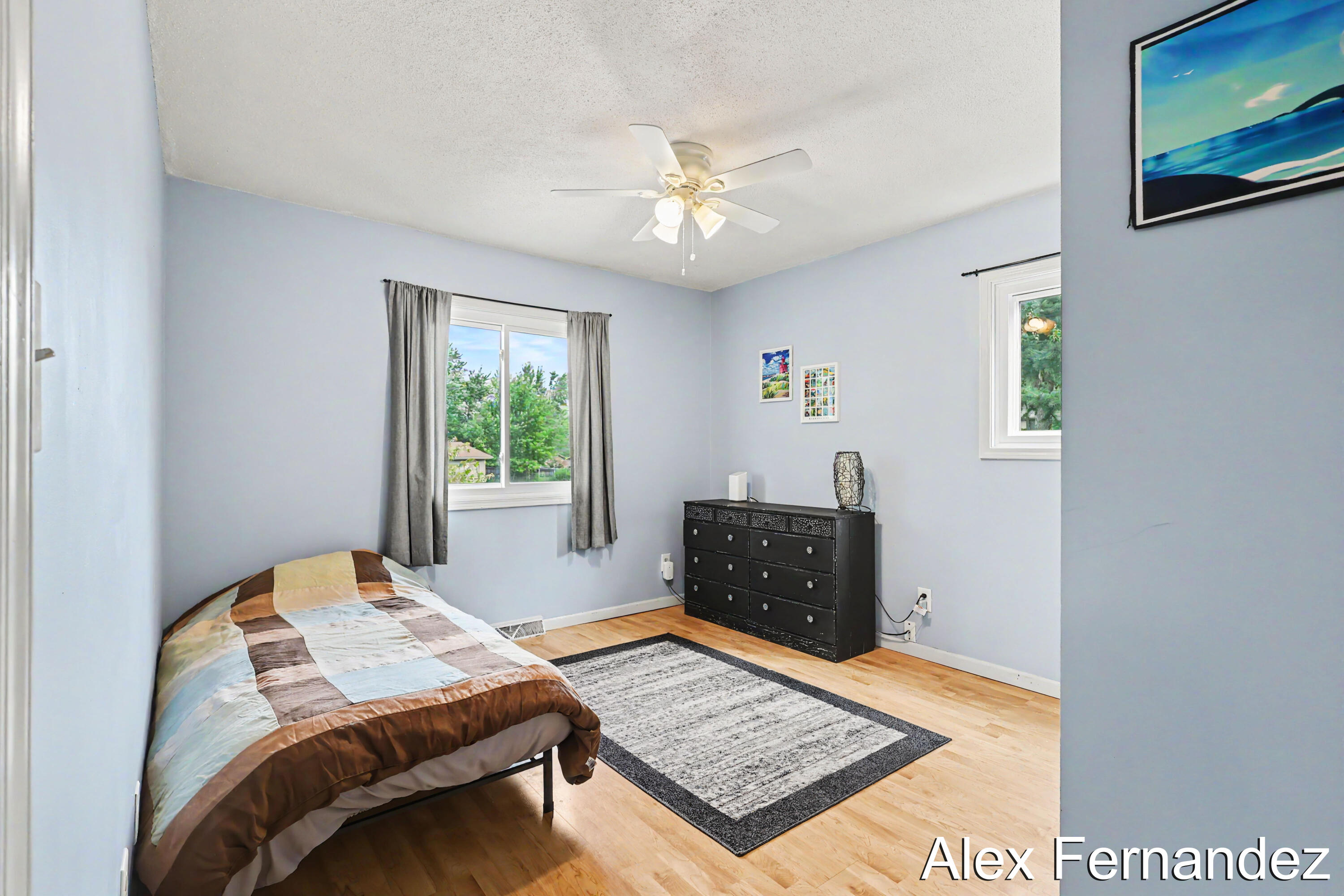 5860 Valley Lane Drive SE Grand Rapids MI 49508