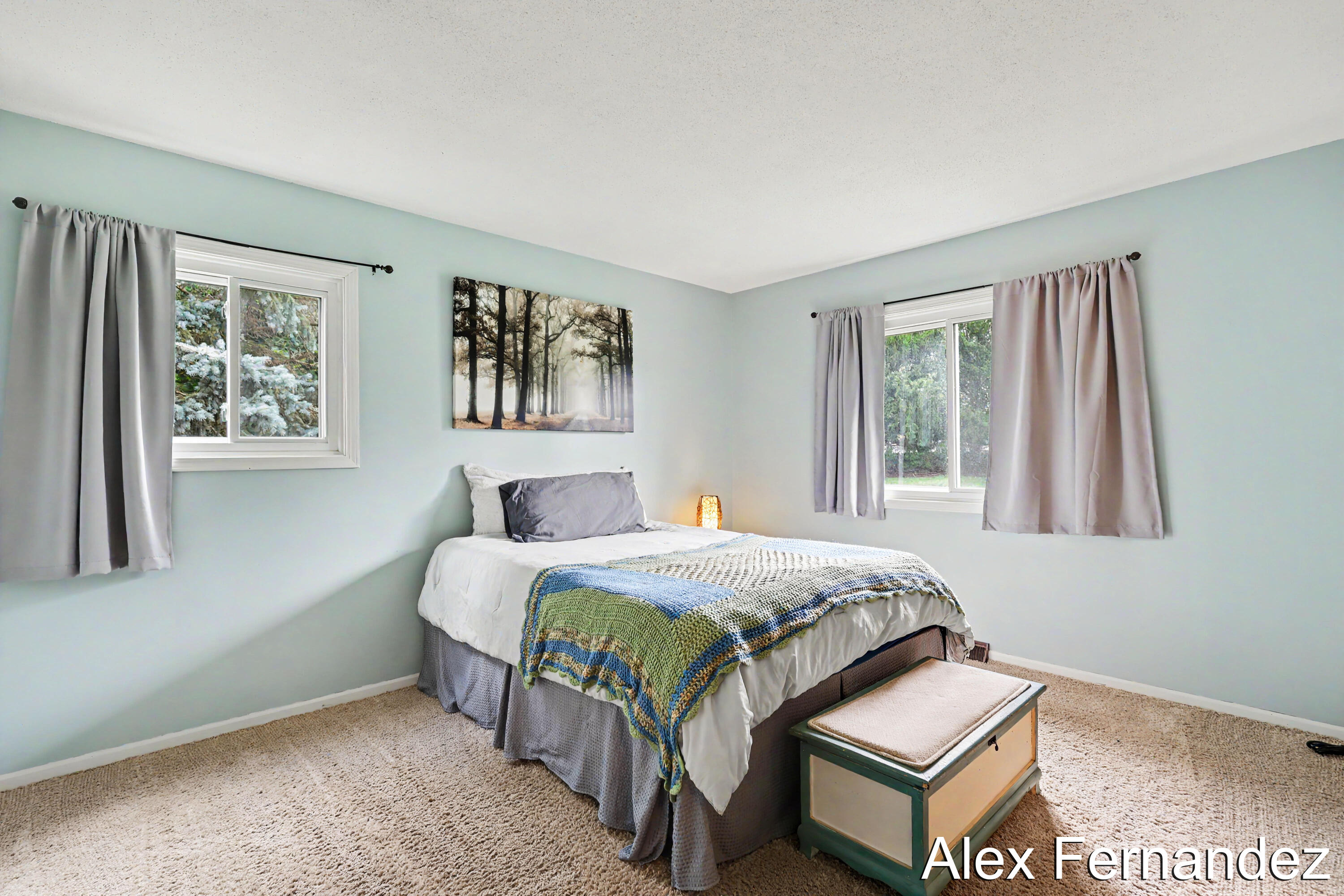 5860 Valley Lane Drive SE Grand Rapids MI 49508