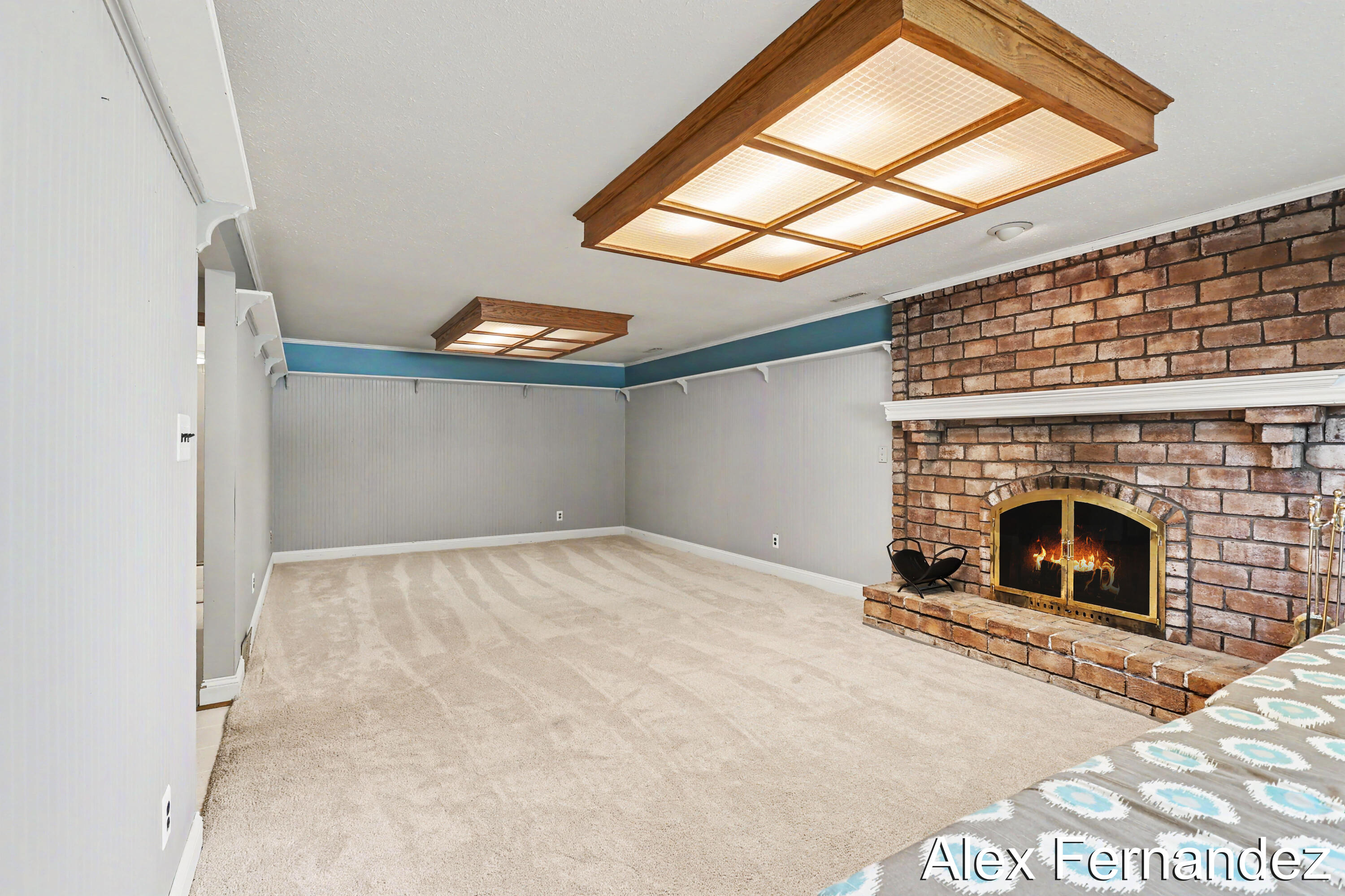 5860 Valley Lane Drive SE Grand Rapids MI 49508