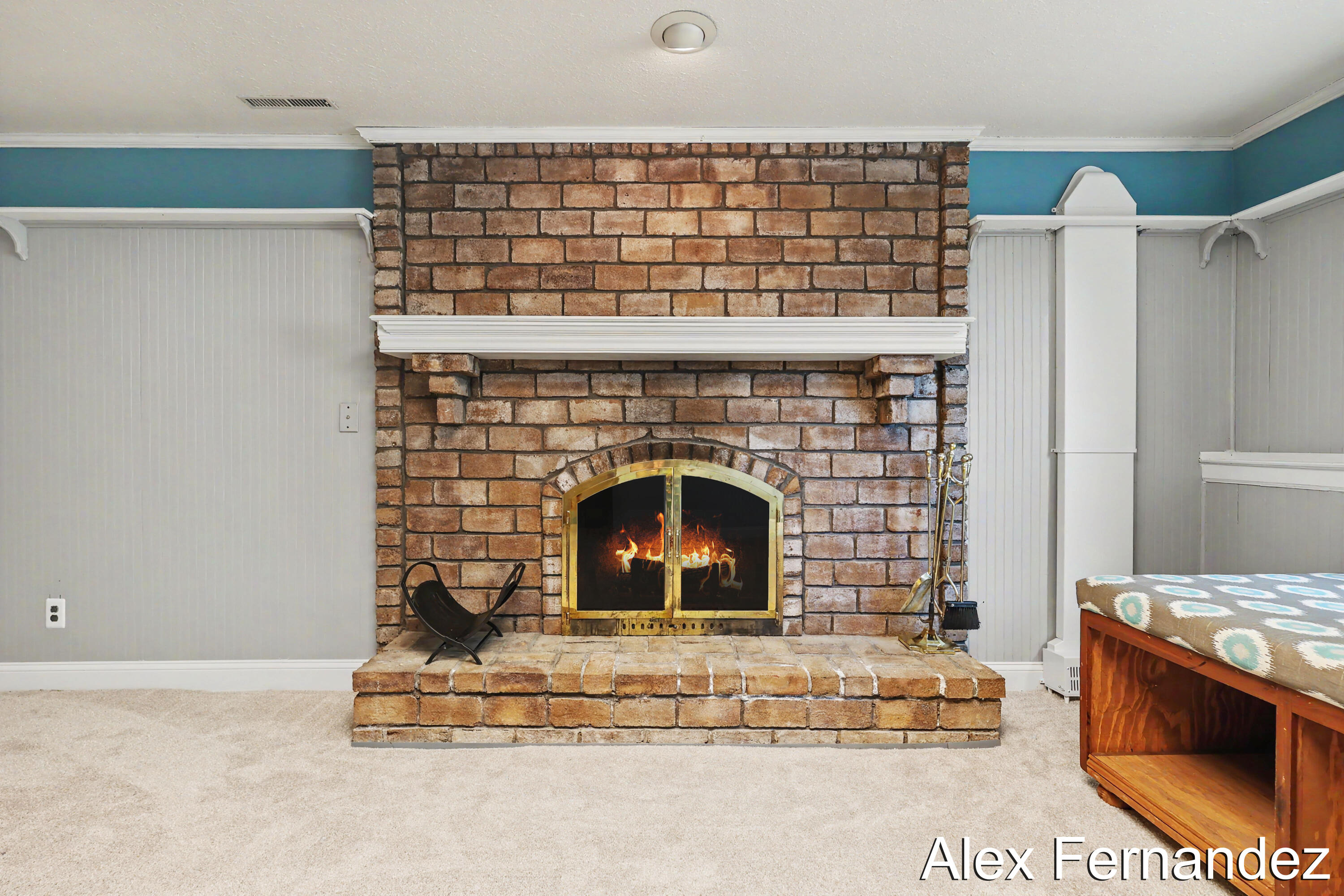 5860 Valley Lane Drive SE Grand Rapids MI 49508