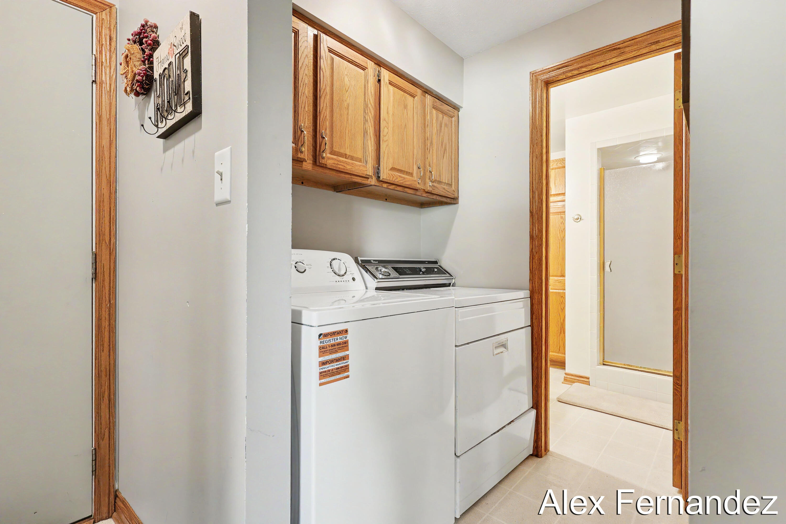 5860 Valley Lane Drive SE Grand Rapids MI 49508