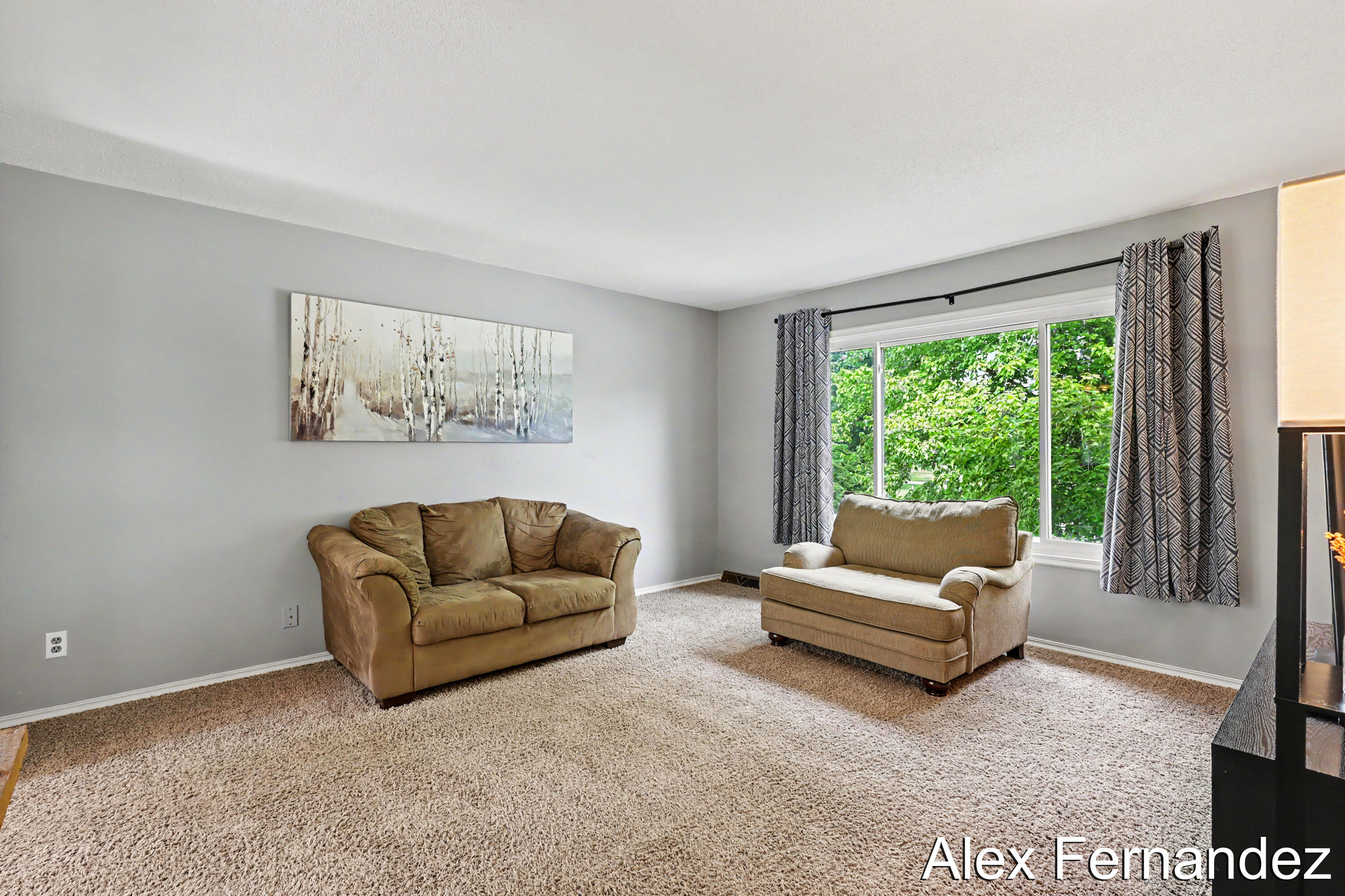 5860 Valley Lane Drive SE Grand Rapids MI 49508