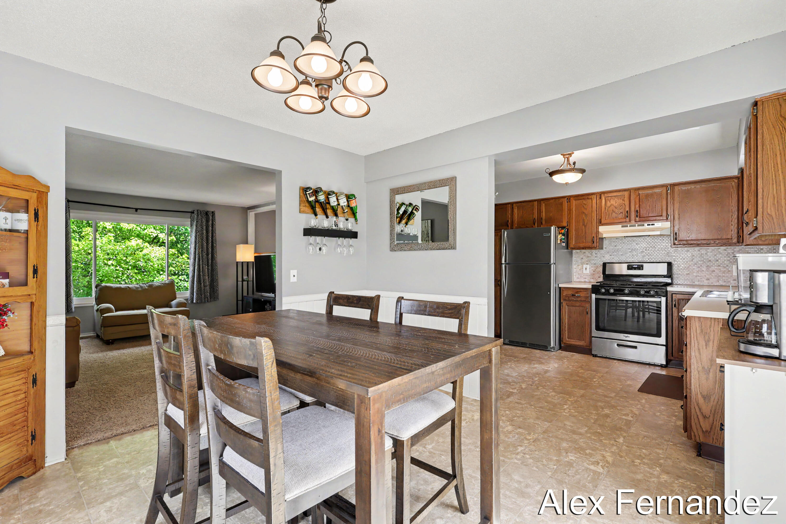 5860 Valley Lane Drive SE Grand Rapids MI 49508