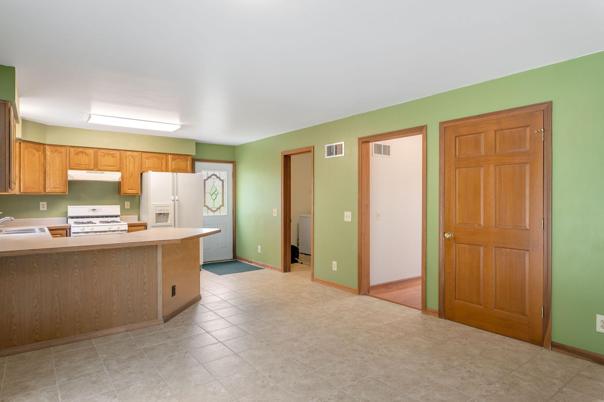 28810 Coulter Street Edwardsburg MI 49112