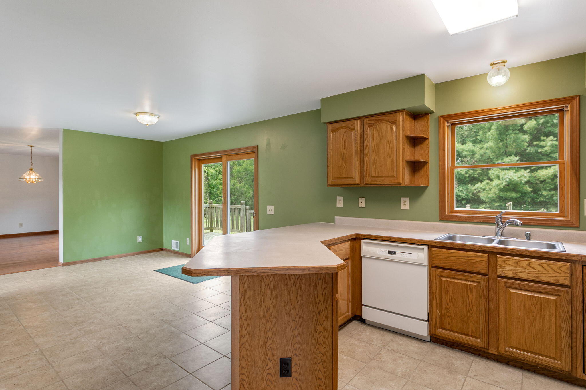 28810 Coulter Street Edwardsburg MI 49112