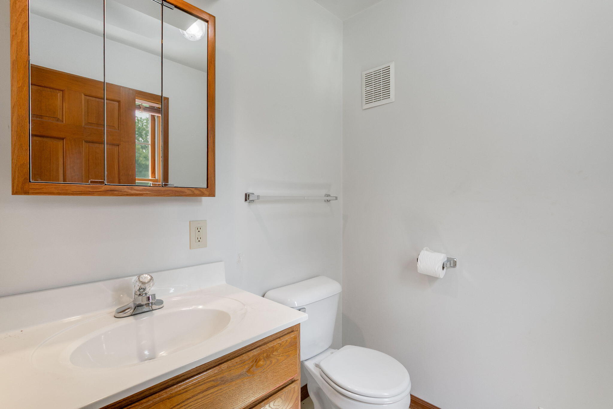 28810 Coulter Street Edwardsburg MI 49112