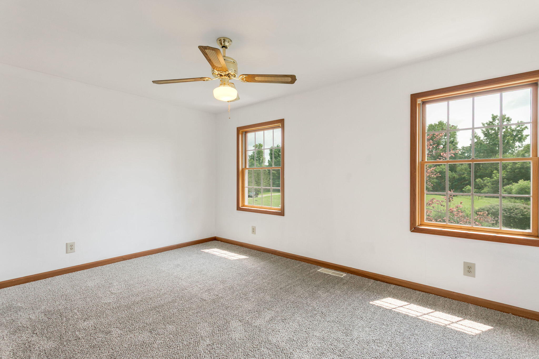 28810 Coulter Street Edwardsburg MI 49112