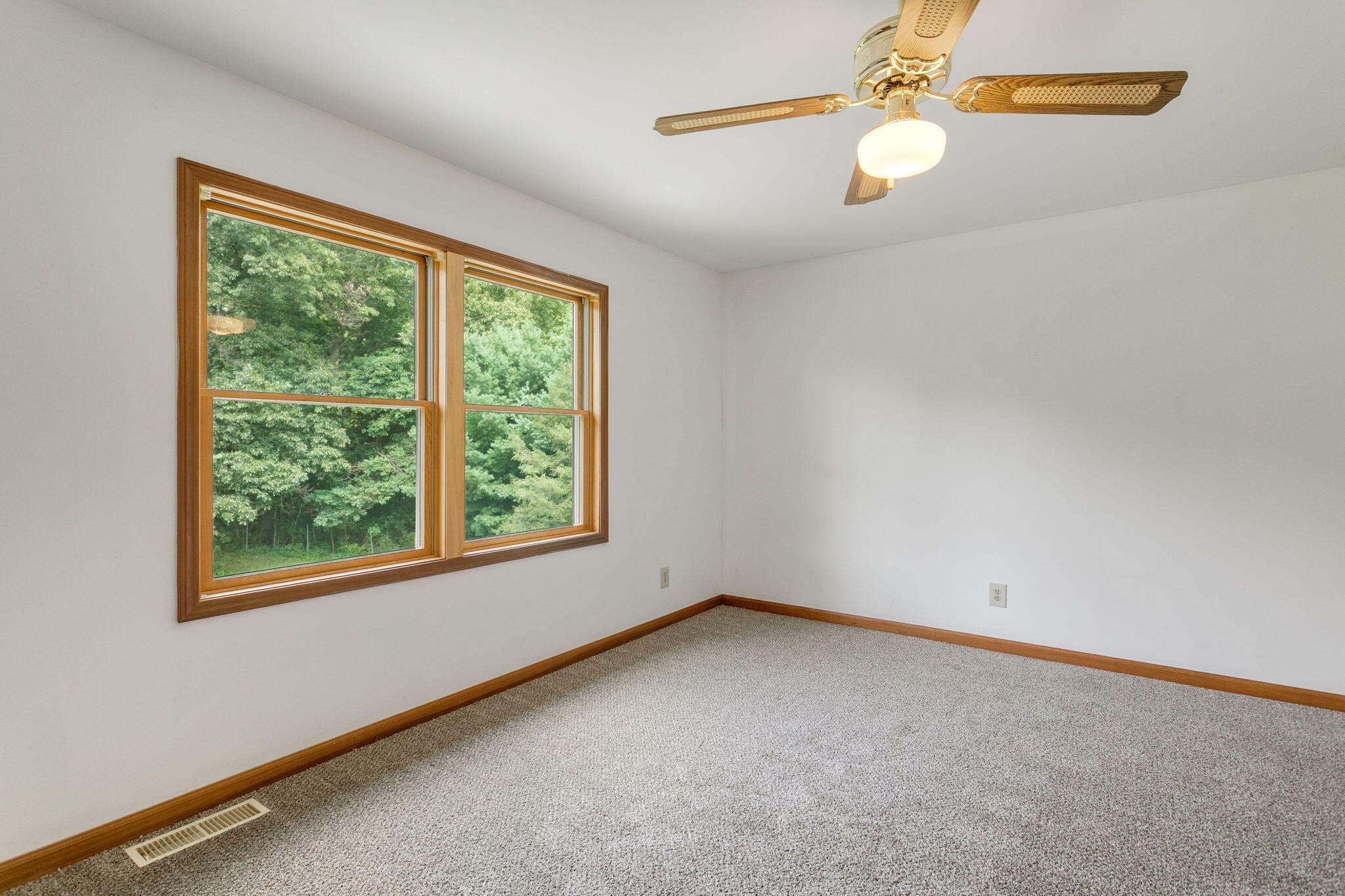 28810 Coulter Street Edwardsburg MI 49112