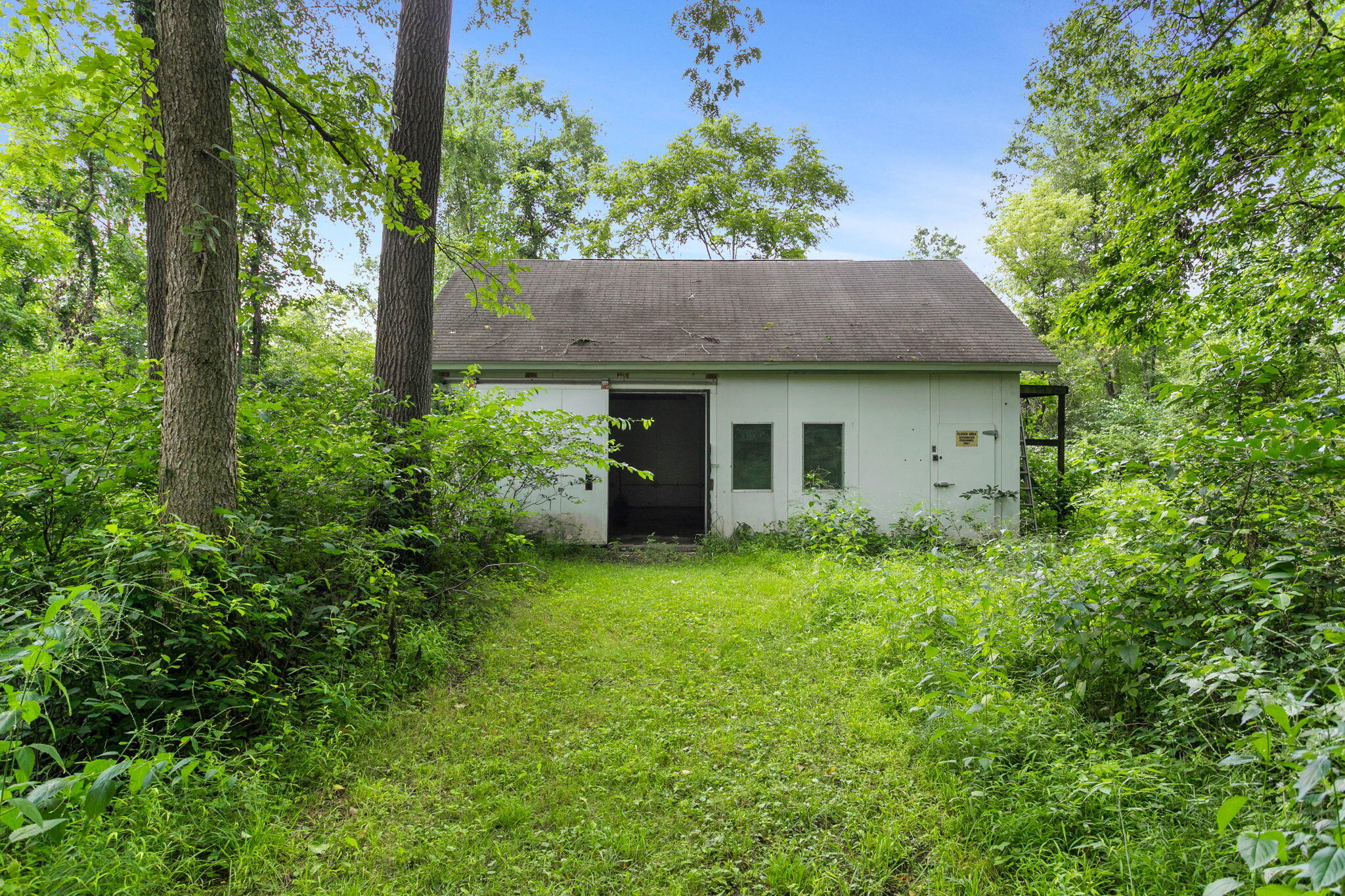 28810 Coulter Street Edwardsburg MI 49112