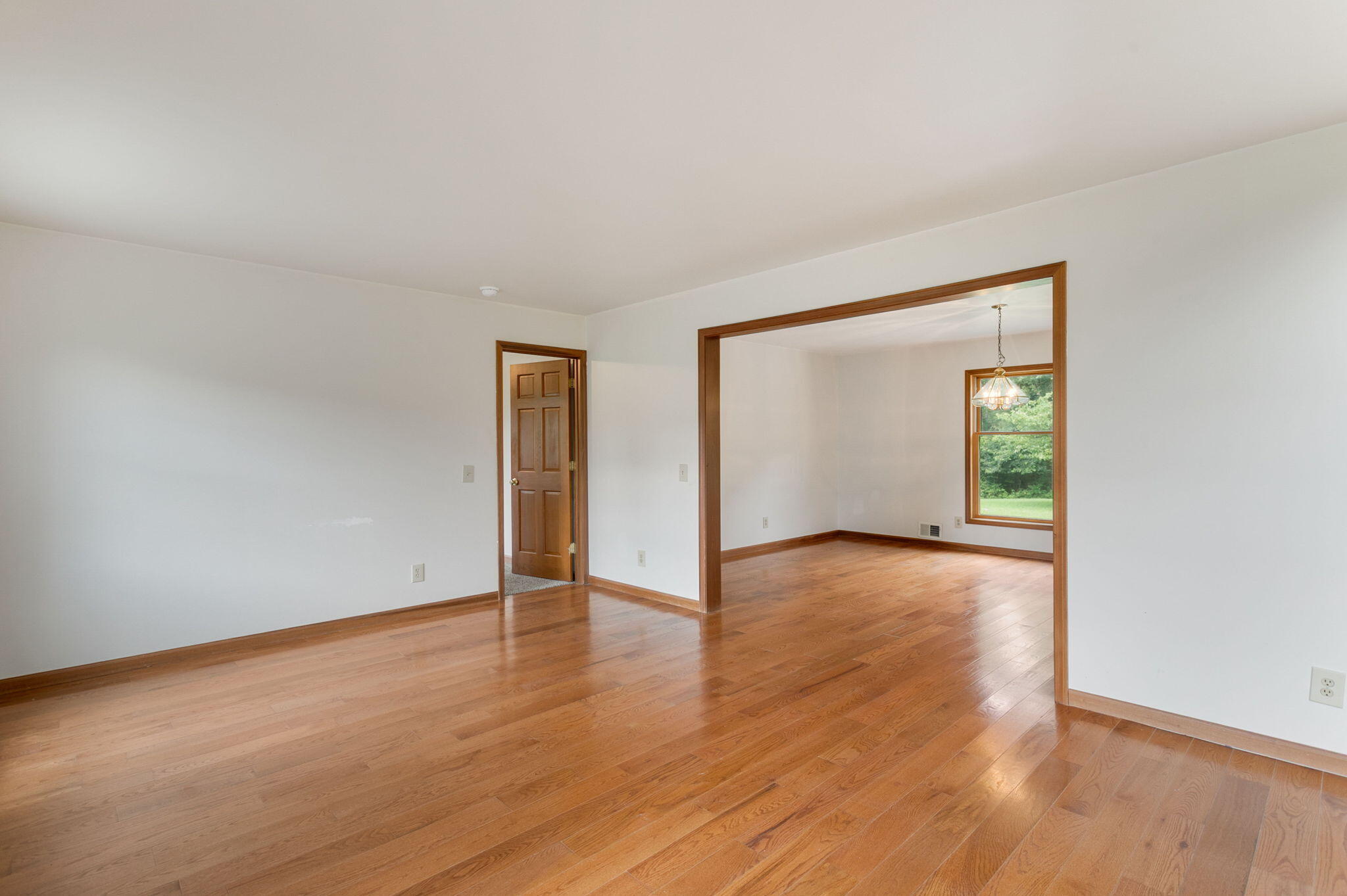 28810 Coulter Street Edwardsburg MI 49112