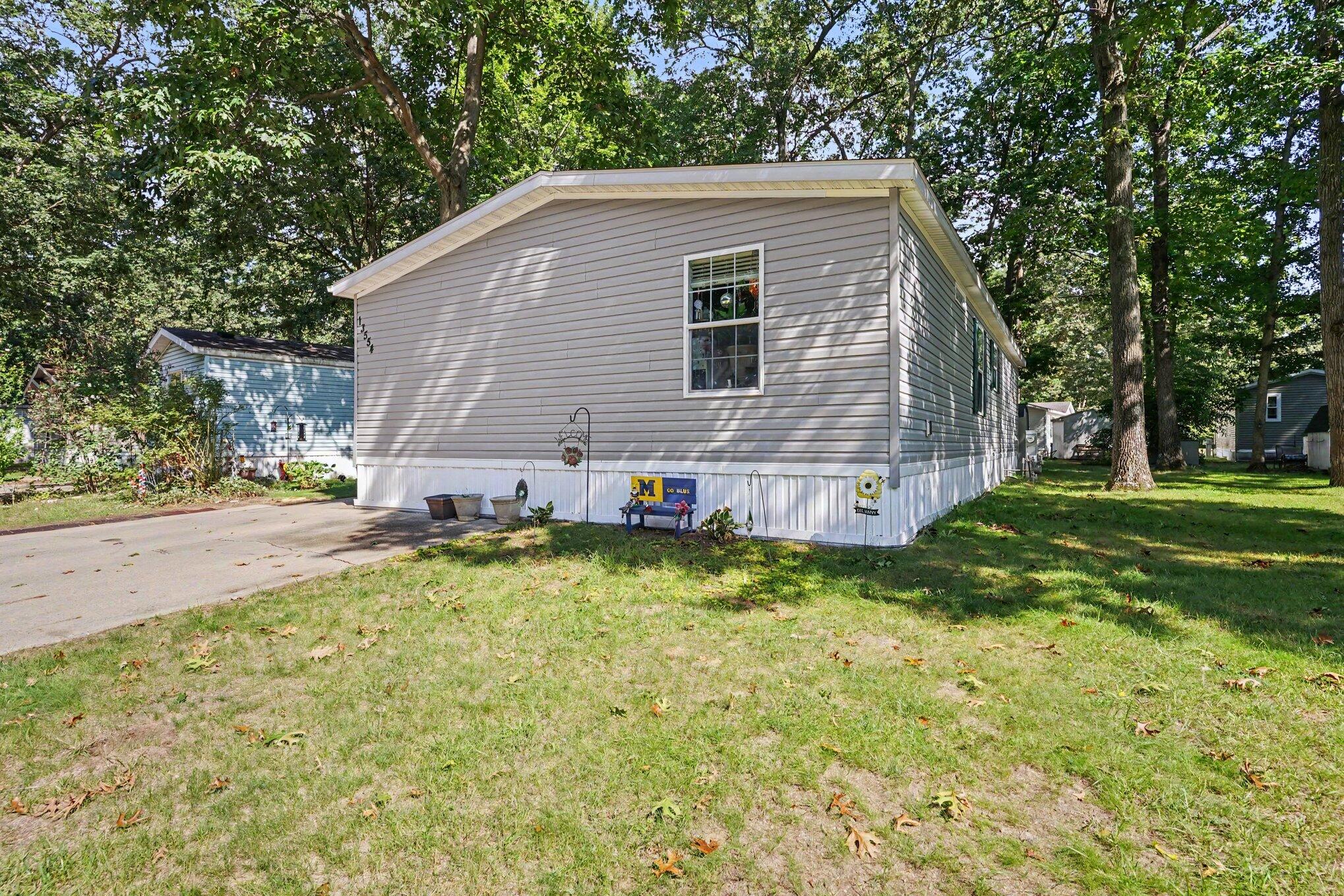 13554 Pinewood Drive Grand Haven MI 49417