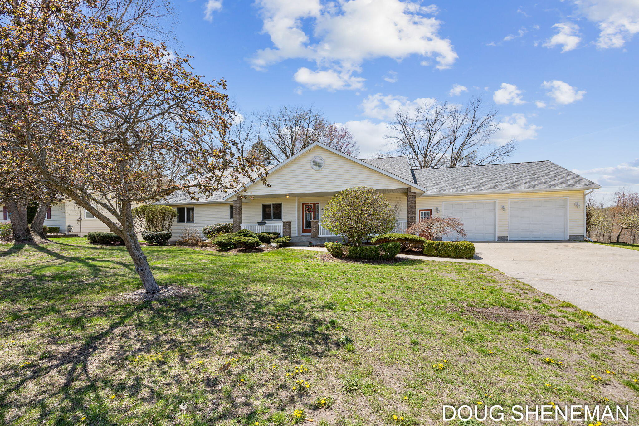 3455 Valley View Drive Muskegon MI 49444