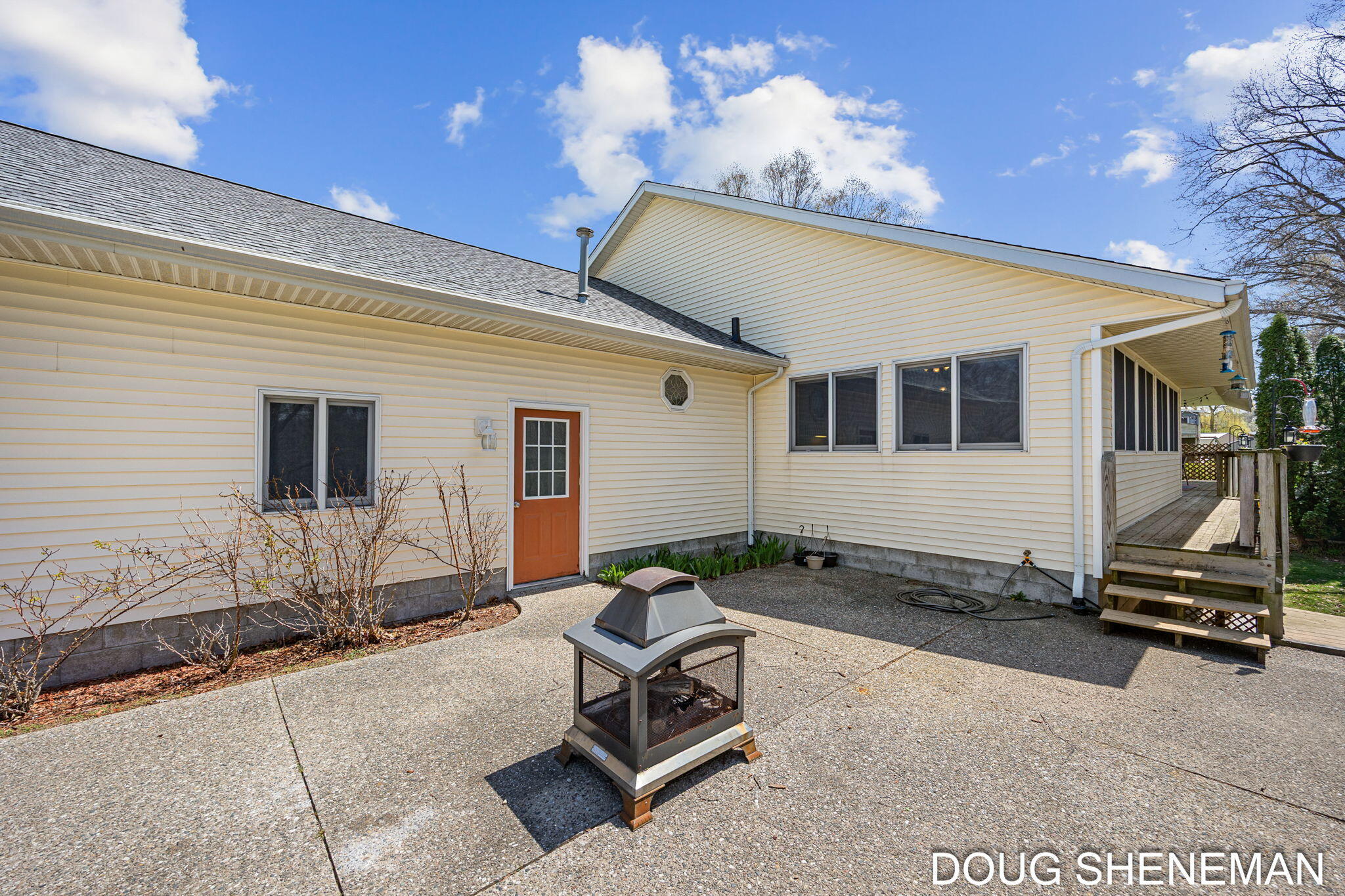 3455 Valley View Drive Muskegon MI 49444