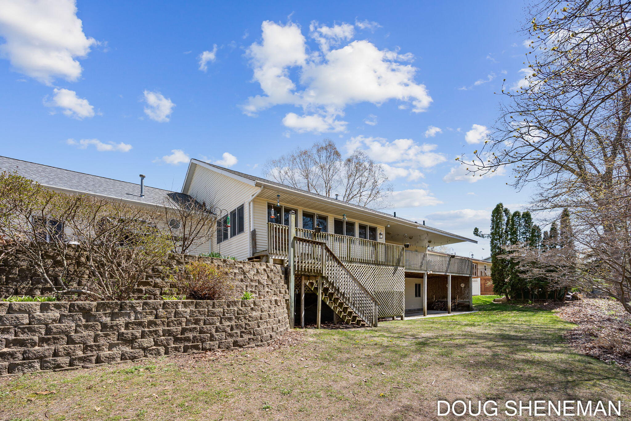 3455 Valley View Drive Muskegon MI 49444