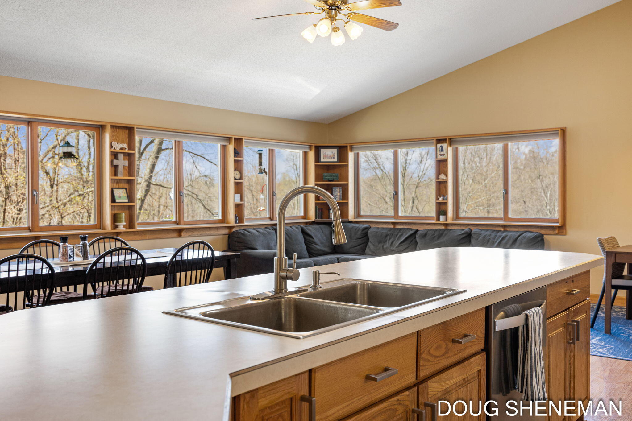 3455 Valley View Drive Muskegon MI 49444