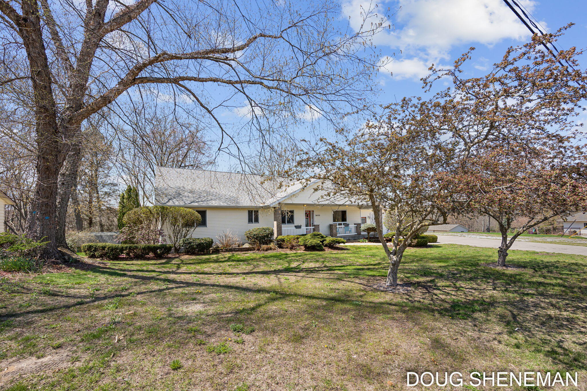 3455 Valley View Drive Muskegon MI 49444