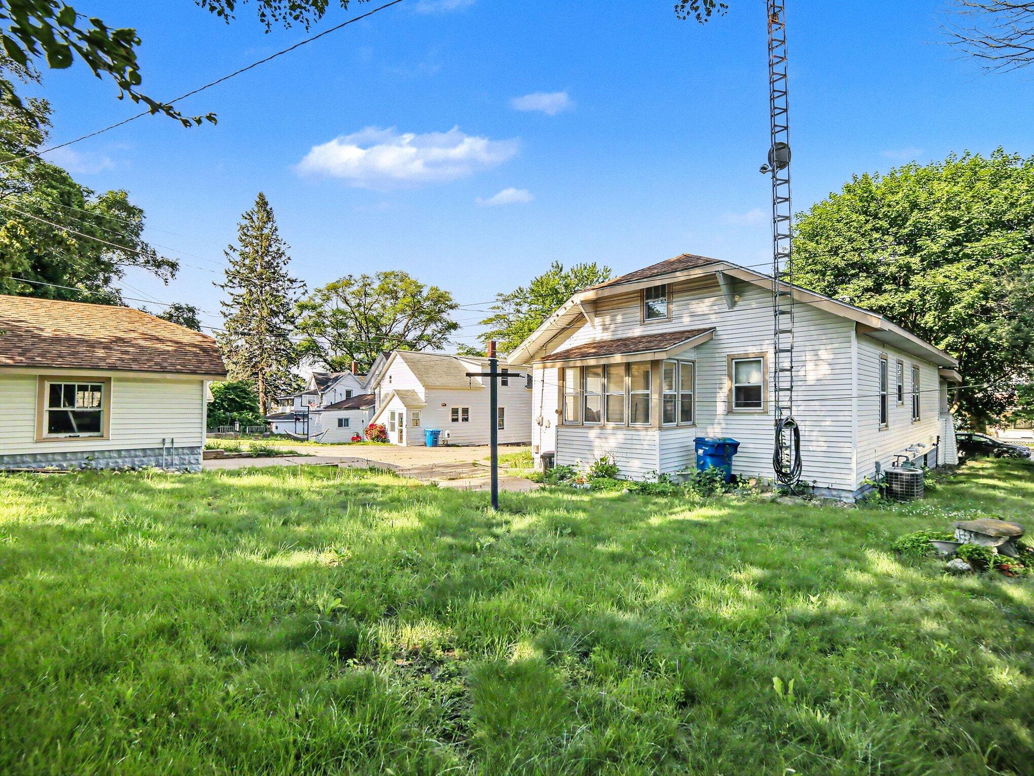 503 S Washington Avenue Ludington MI 49431