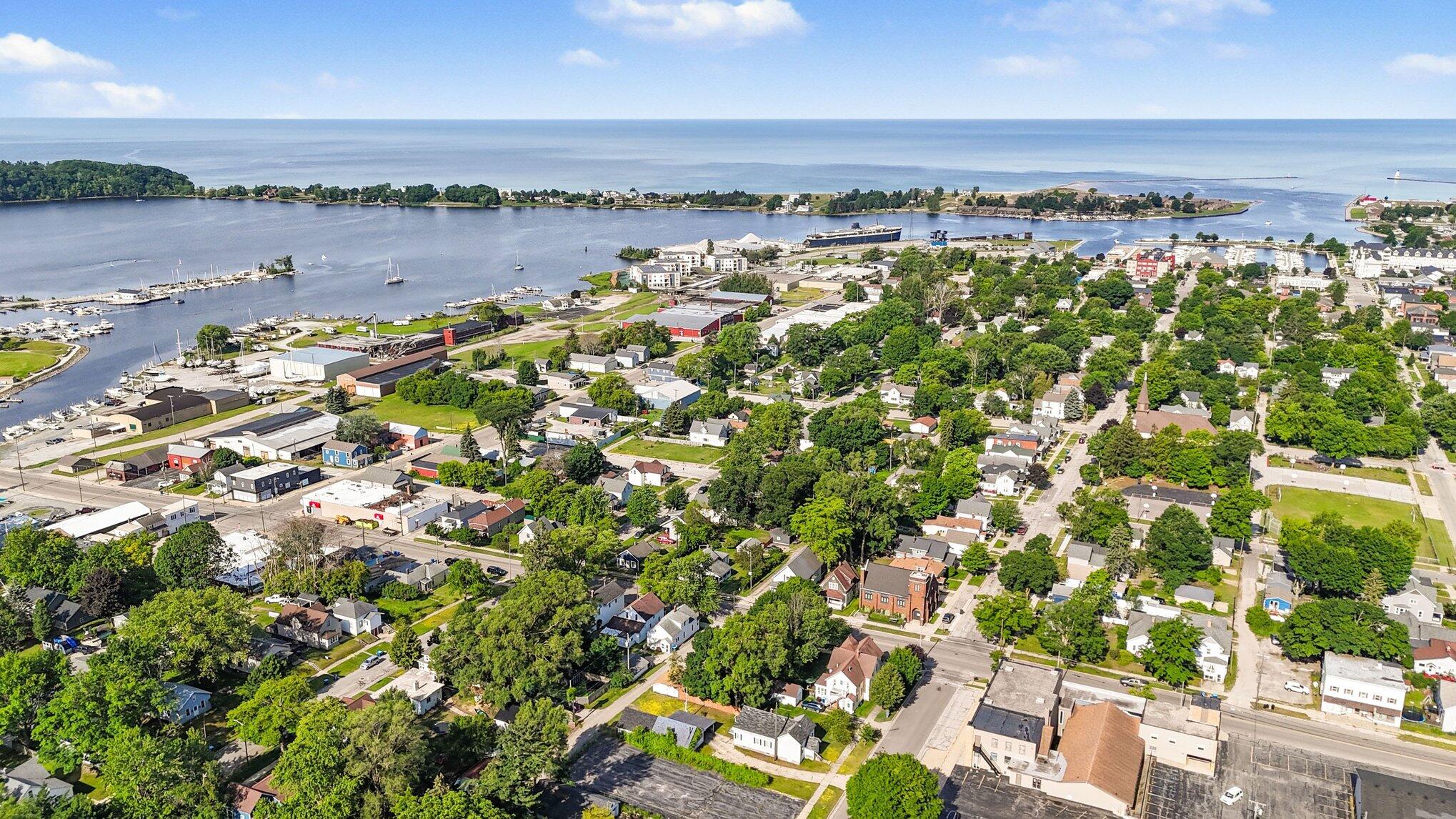 503 S Washington Avenue Ludington MI 49431