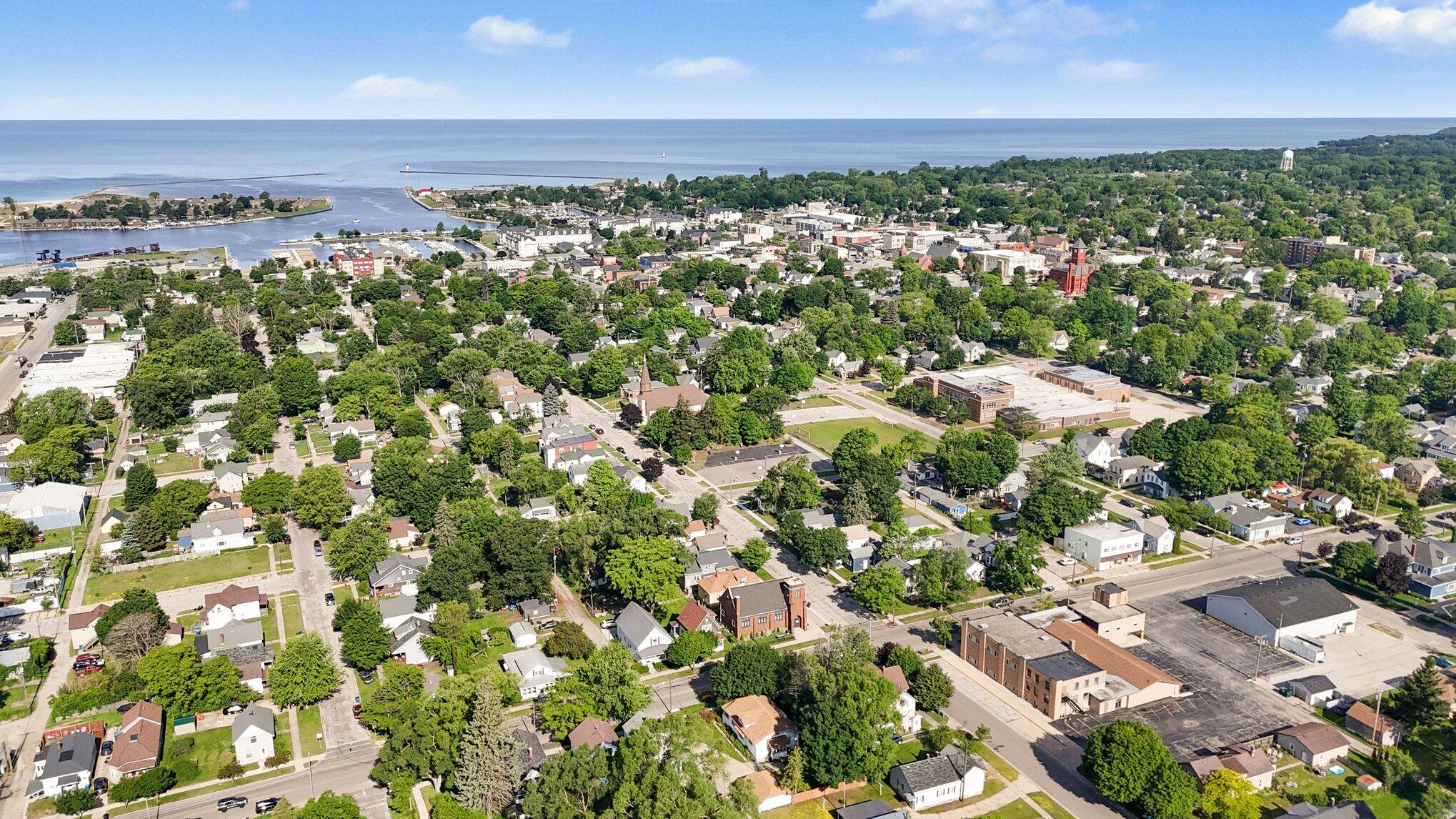 503 S Washington Avenue Ludington MI 49431