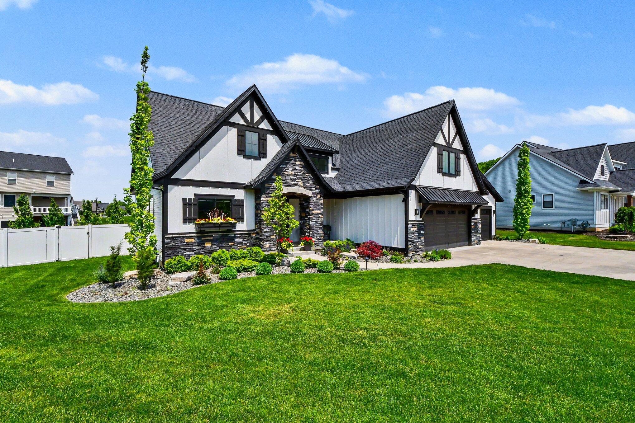8251 Country Rail Drive SW Byron Center MI 49315